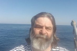 火狐电竞平台-香港90后插画师画笔下的甜品世界,创意十足!太悦目了(图3) 火狐电竞官网